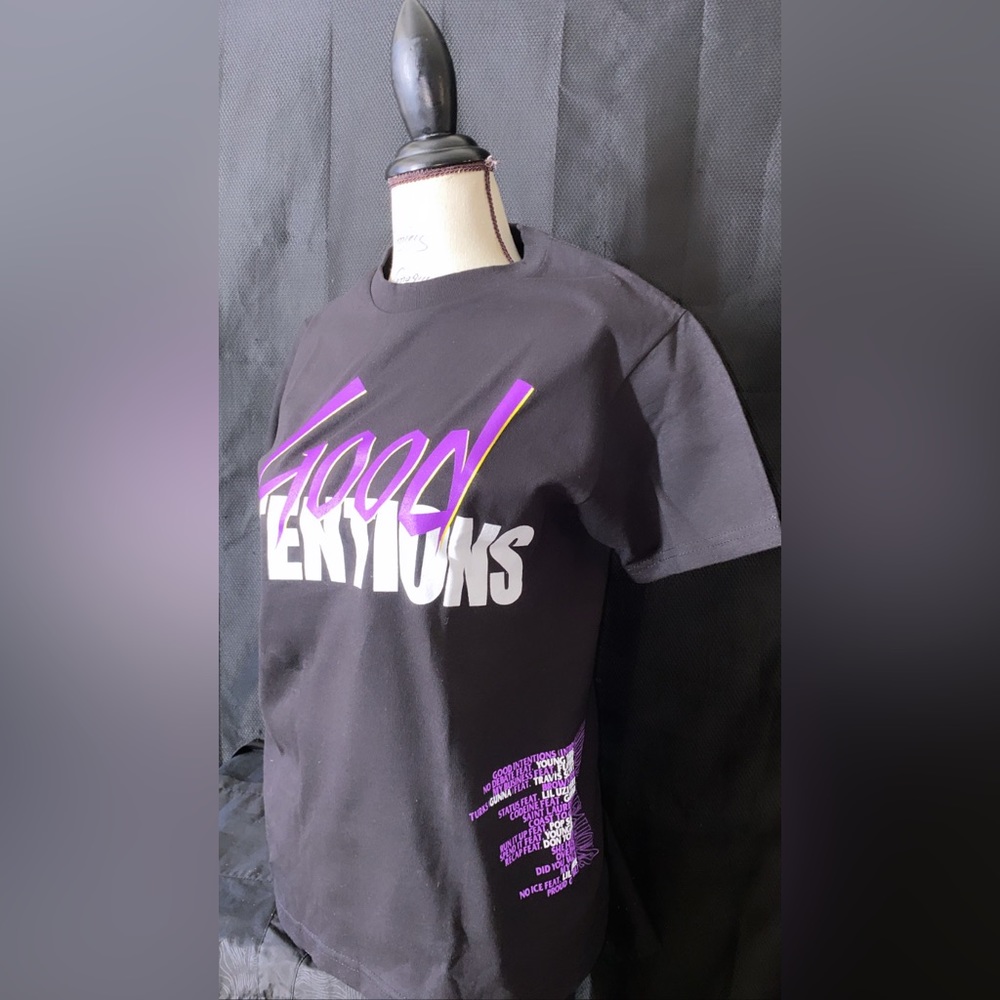 Small Authentic Vlone Tee
